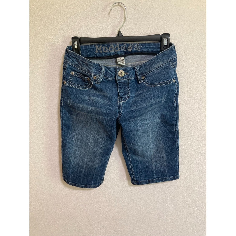 Mudd Blue Denim Shorts Size 3 Women‎ Junior Button Zip Closure